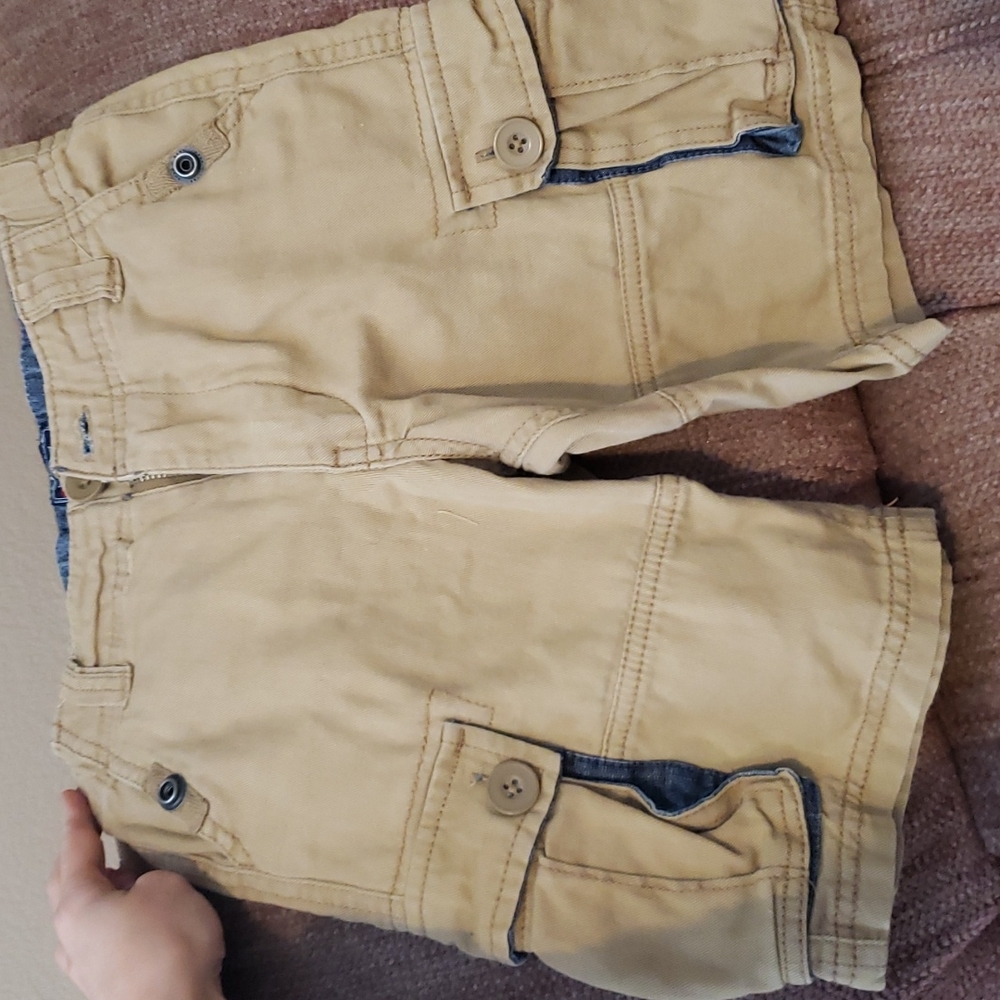 Boys shorts with pockets